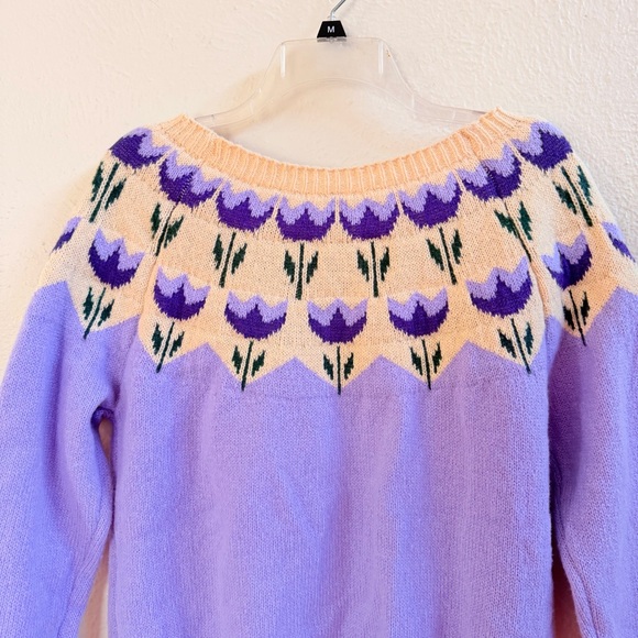 Lavendar cardigan with tulip neckline - Picture 5 of 6